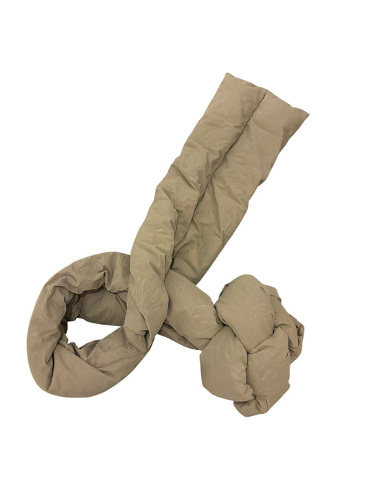 Feng Cheng Wang Scarf